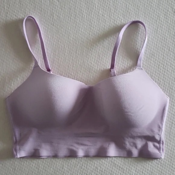 PINK Victoria Secrets: SEAMLESS SCOOP BRA - Picture 2 of 4